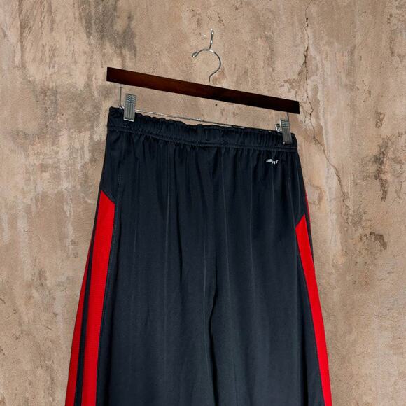 Nike Sweatpants Jet Black Polyester White Swoosh Crimson Red Baggy Dri Fit Youth - Picture 4 of 5